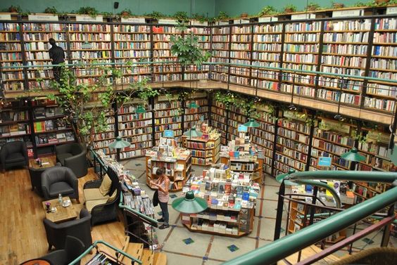 Cafebreria El Pendulo, Mexico City, Mexico amazing bookstore