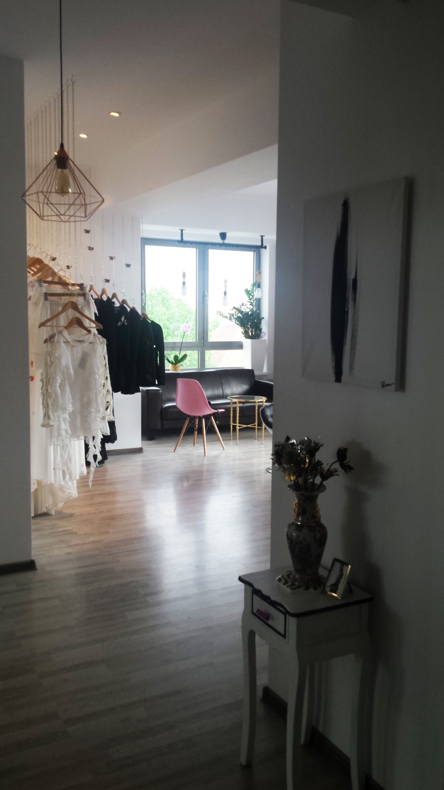 corina vladescu showroom